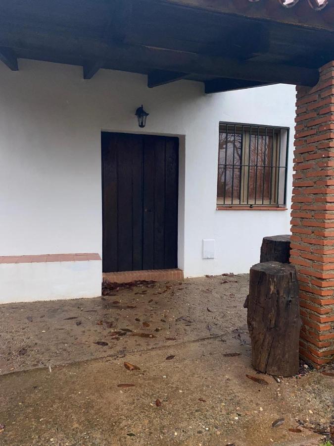 Chalet Viviendas Rurales Del Robledo *